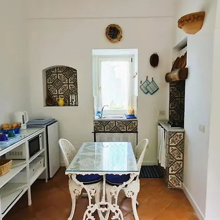 Casa Sopramare Casa Panoramica Con Giardino