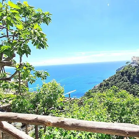 Casa Sopramare Casa Panoramica Con Giardino