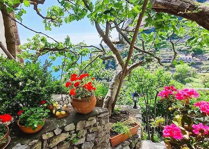 Casa Sopramare Casa Panoramica Con Giardino Amalfi